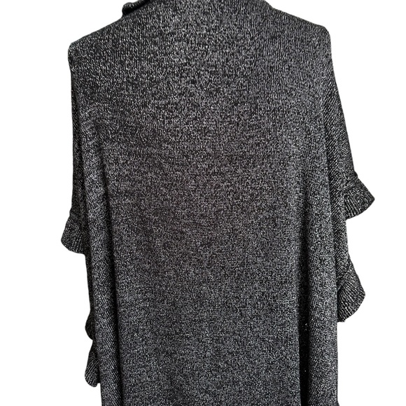 Just Jamie Black & Silver Metallic Ruffled Waterfall Open Arm Shawl Cardigan OS - Picture 6 of 13